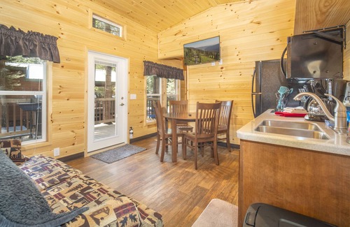 Bayfield Cabina | The Blue Devil Cabin #5