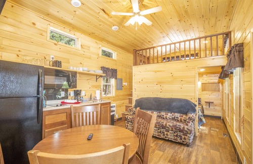 Bayfield Cabina | The Blue Devil Cabin #5
