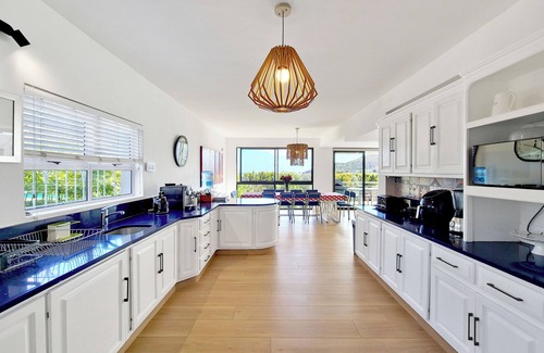 Camps Bay Villa | The Blue Emerald