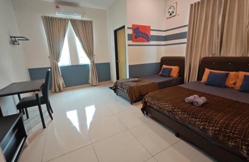 Asam Kumbang Casa | The Blue Guest House, WiFi, Free Parking, Aulong