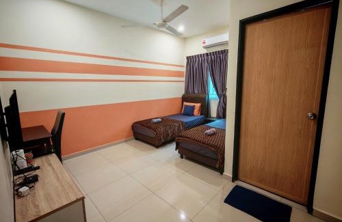 Asam Kumbang Casa | The Blue Guest House, WiFi, Free Parking, Aulong