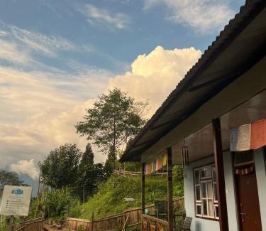 Pelling Casa | The Blue House