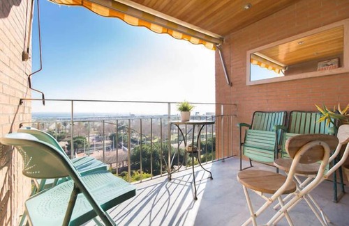La Vila Olimpica del Poblenou Apartamento | THE BLUE HOUSE different way discover Barcelona seeing the sea from the terrace