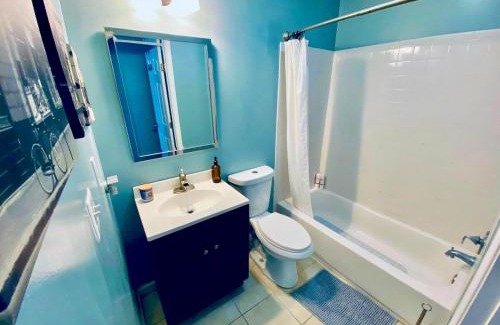 Deanwood Casa | The Blue House
