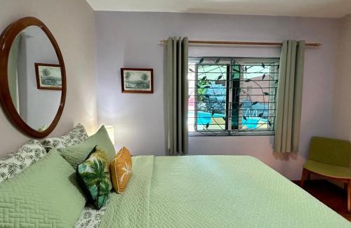 Montego Bay Cama Y Desayuno | The Blue Orchid B&B