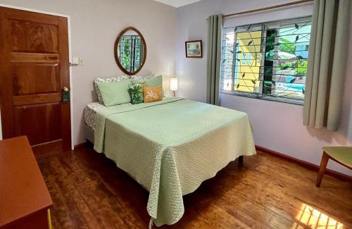 Montego Bay Cama Y Desayuno | The Blue Orchid B&B
