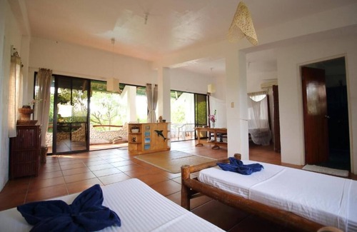 Moalboal Hotel | The Blue Orchid Resort