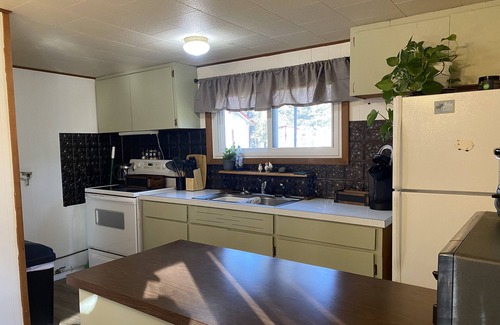 Luther Cabina | The Blue Pine Retreat