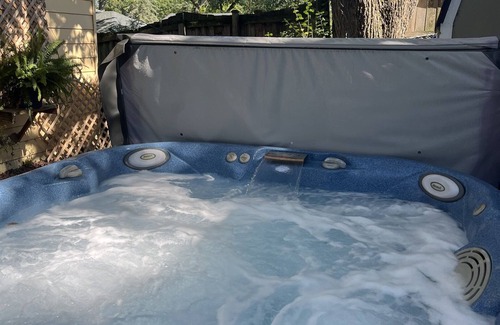 Antioch Cabaña | The Blue Roof Cottage @ Cottages on Petite Lake