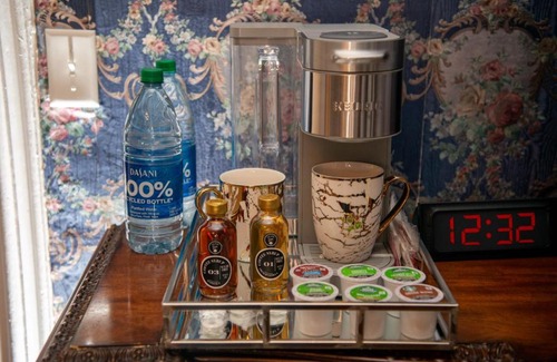 Mercer Casa | The Blue Room at The Big Brickhouse