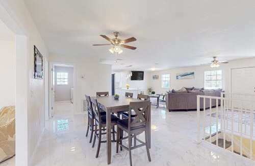 Memphis Casa | The Blue Seashell