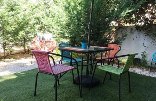 Kato Galatas Apartamento | The Blue Studio, 1 min walk from Kalamaki beach
