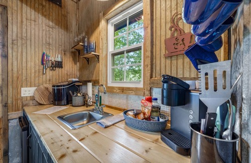 Mentone Cabina | The Blue Treehouse at Little River Treehouses