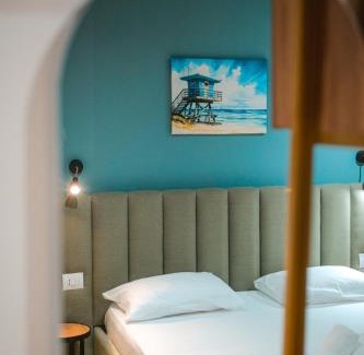Himare Hotel | The Blue Wave Hotel