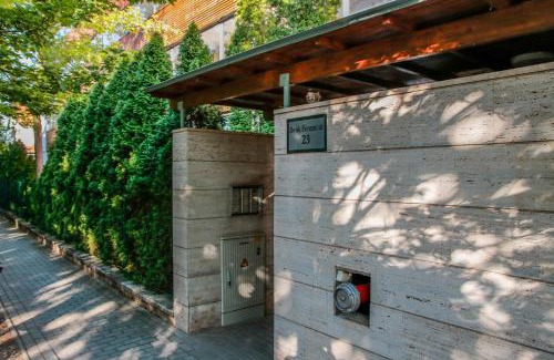 Balatonfured Apartamento | The Bluedeck Wellness Apartment
