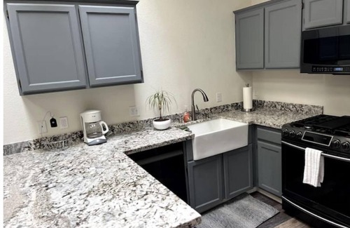 McKinleyville Casa | The Bluff House~Upgraded & Close to Town