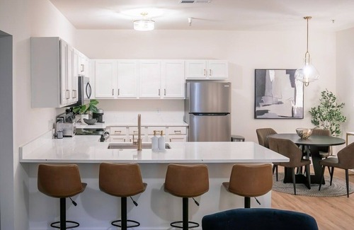Oxford Casa | The Bluffs, 2BR Cozy Escape by Velvet Ditch Villas