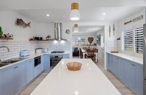 Scotts Head Casa | The Boat House