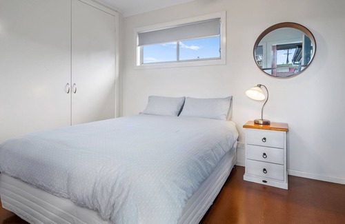 Scotts Head Casa | The Boat House