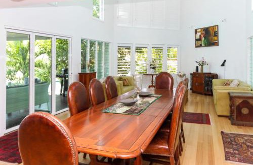 Nelly Bay Casa | The Boathouse