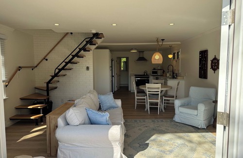 Ipswich Cabaña | The Boathouse: Riverfront cottage located across from vibrant Ipswich Town Wharf