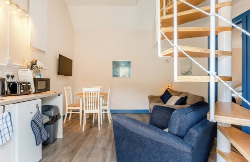 Polmont Cabaña | The Boathouse - UK42988