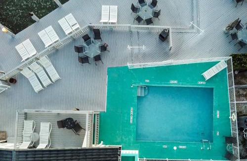 Marco Island Hotel | The BoatHouse