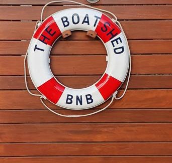 Port Fairy Cama Y Desayuno | the boatshed waterfront b&b