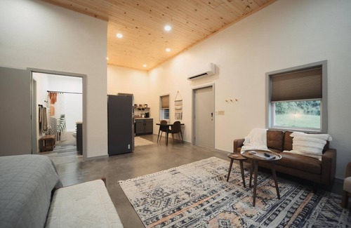 Sevierville Complejo | The Boho Barn