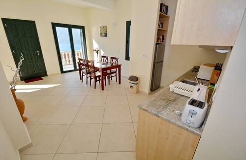 Dobrota Apartamento | The 'Boka View' Sleeps 4 (2 Bedroom)