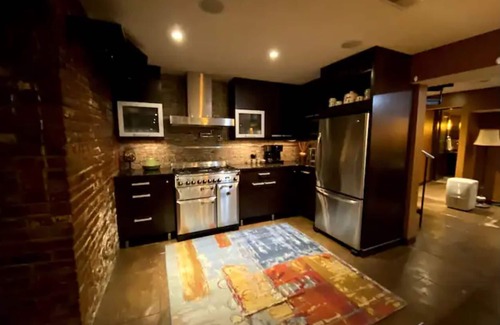 Downtown Apartamento | The Bootlegger's Hideaway