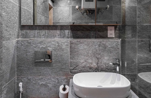 Lekki Phase 1 Hotel | The Borough Lagos