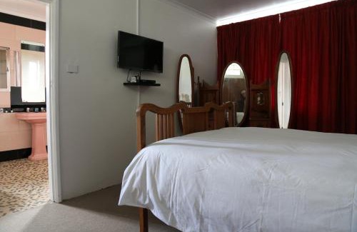 Eikenbosch Casa | The Boston Guest House