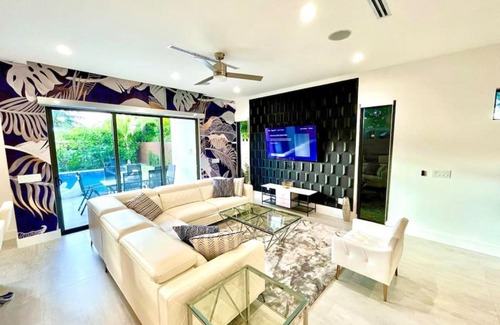Victoria Park Casa | The Botanical Oasis Las Olas