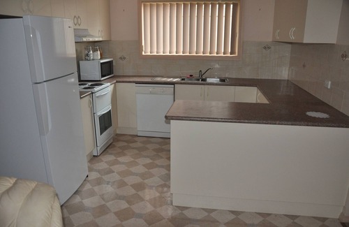 Tumut Casa | El Bottlebrush, 2 dormitorios, Villa Unidad, Adosado