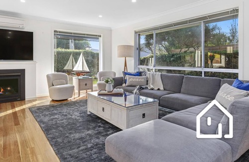 Rye Casa | The Boulevard – Bay Views, 100m to Rye Foreshore