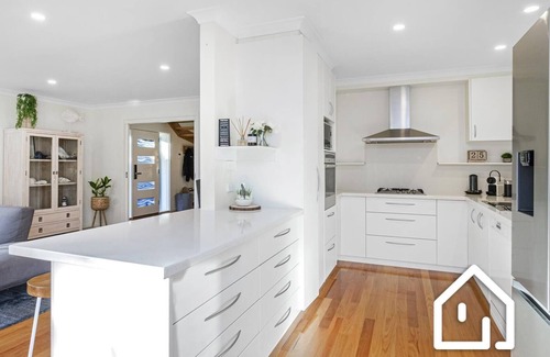 Rye Casa | The Boulevard – Bay Views, 100m to Rye Foreshore