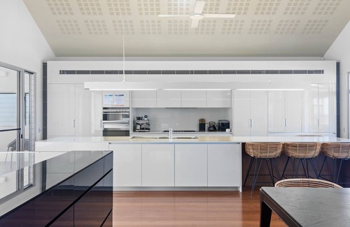 Hawks Nest Casa | The Boulevarde at its best