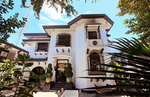 Poblacion District Hotel | The Bourke Hotel