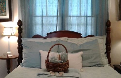 Louisa Cama Y Desayuno | The Boxley Place Inn