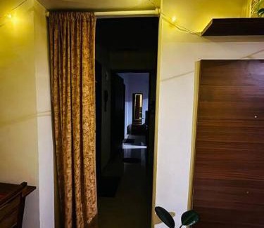 Kandivali East Apartamento | The Breezy Escape