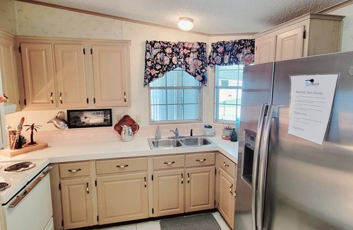 Edgewater Casa | The Breezy Retreat in Terra Mar!