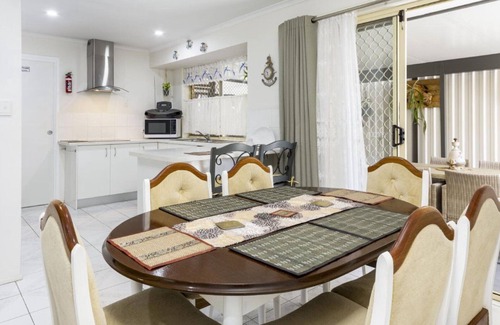 Banksia Beach Apartamento | The Beachcomber, TOP NOTCH