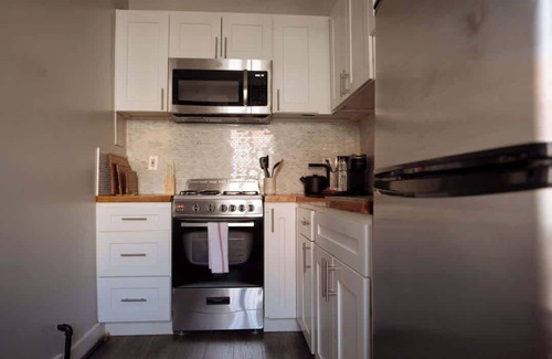East Hollywood Apartamento | The Brick Studio in Los Feliz