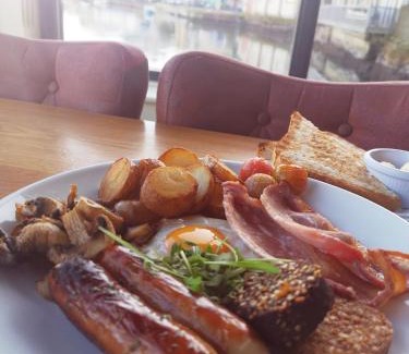 Wicklow Cama Y Desayuno | The Bridge Tavern