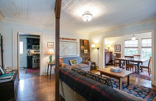 Leipers Fork Casa | The Brigadoon a Breathtaking Cottage in Leipers Fork
