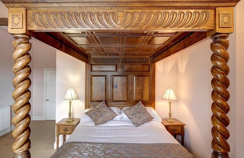 Mawddwy Hotel | The Brigands Inn