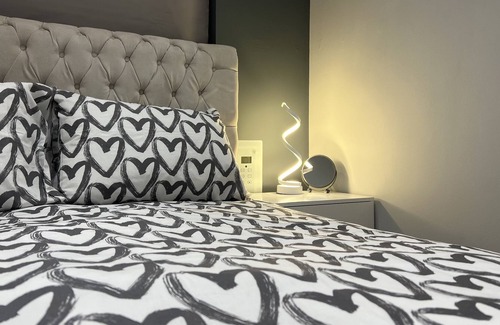 Herne Bay Apartamento | The Broadway Retreat with parking