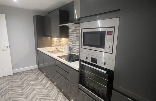 Herne Bay Apartamento | The Broadway Retreat With Parking