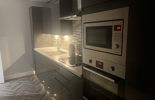 Herne Bay Apartamento | The Broadway Retreat With Parking